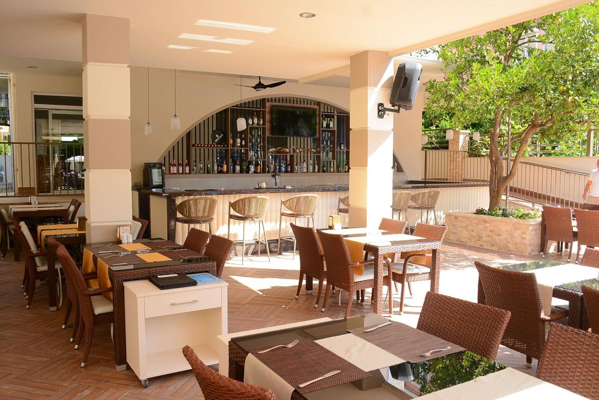 Almera Park Apart Hotel Alanya Buitenkant foto